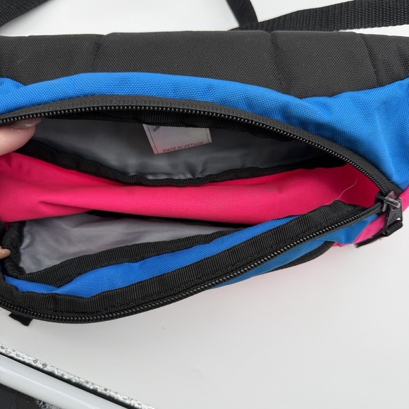 Adidas Pink Blue Waist Pack Sling Bag Fanny Pack Crossbody Adjustable Y2K - Picture 5 of 6